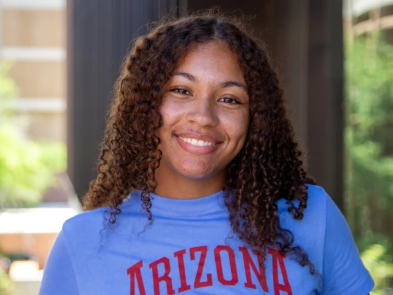 Headshot of Lea Talton